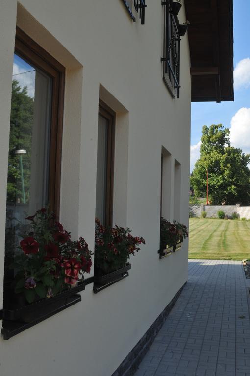 Penzion Amalka Dobrikov Exterior photo